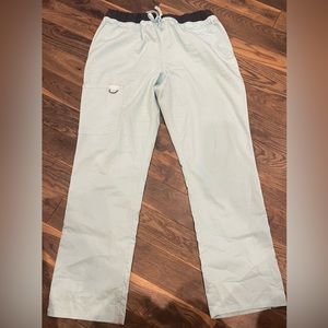 Cherokee Revolution Scrub Pants L
